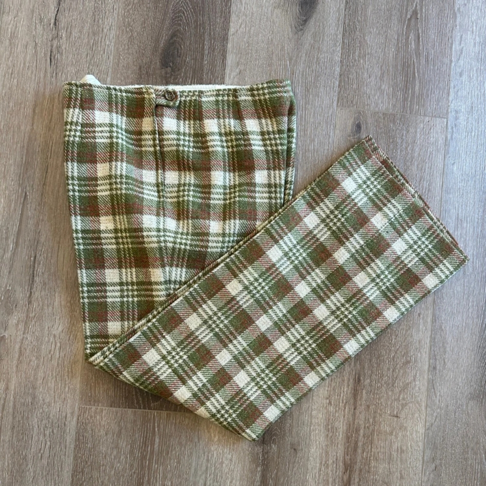 Pendleton Beige and Olive Garment